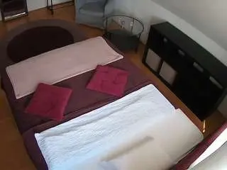 Camsoda Live Sex of voyeurcam-julmodels-whitebed-2