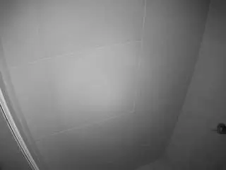 Camsoda Nude Webcam of voyeurcam-casa-salsa-bathroom-8
