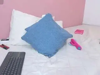 Camsoda Free Live Porn of miia-gold