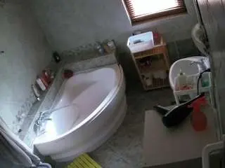 Camsoda Free Live Porn of voyeurcam-julmodels-bath-1st-2