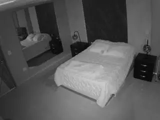 Camsoda Live Sex Cam of voyeurcam-casa-salsa-bedroom-4