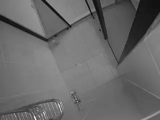 Camsoda Nude Webcam of voyeurcam-jb-shower-2