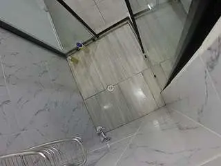 Camsoda Free Porn Cam of voyeurcam-jb-shower-2