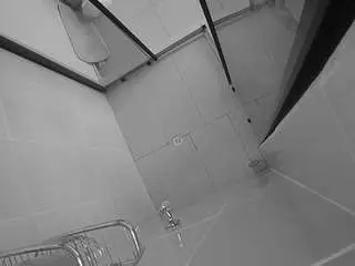 Camsoda Live Sex Cam of voyeurcam-jb-shower-2