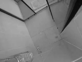Camsoda Private Sex Chat of voyeurcam-jb-shower-2