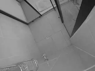 Camsoda Sex Cam of voyeurcam-jb-shower-2