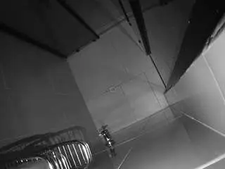 Camsoda Nude Webcam of voyeurcam-jb-shower-2
