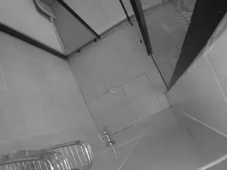 Camsoda Sex Cam of voyeurcam-jb-shower-2