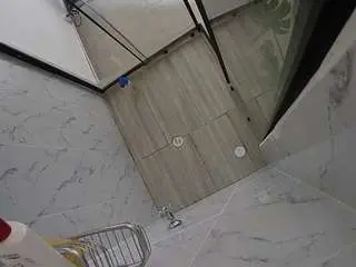 Camsoda Free Porn Cam of voyeurcam-jb-shower-2