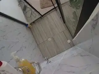 Camsoda Sex Cam of voyeurcam-jb-shower-2