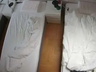 Camsoda Best Webcam of voyeurcam-julmodels-bed-5