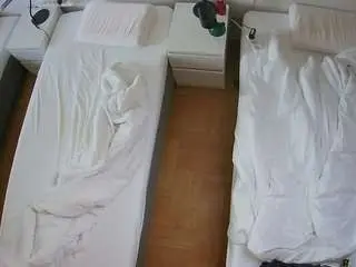 Camsoda Live Sex of voyeurcam-julmodels-bed-5