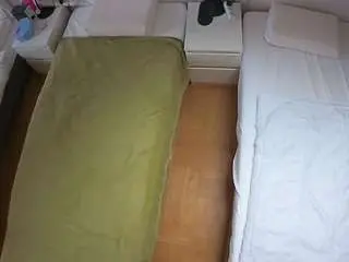 Camsoda Watch Live Sex Cams of voyeurcam-julmodels-bed-5