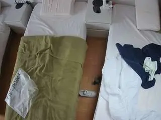 Camsoda Free Porn Cam of voyeurcam-julmodels-bed-5
