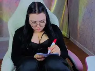 Camsoda Adult Webcams of kira-gold