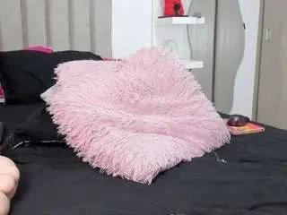 Camsoda Watch Live Sex Cams of queen-antonella-oficial