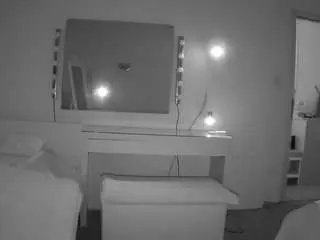 Camsoda Free Porn Cam of voyeurcam-julmodels-living-6