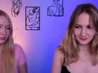 Camsoda Adult Video Chat of playful-sophie