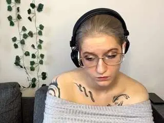 Camsoda Live Sex of emabraatz