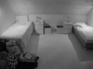 Camsoda Free Porn Cam of voyeurcam-julmodels-greybed-3