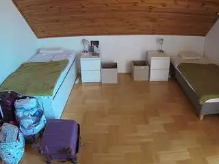 Camsoda Adult Webcam of voyeurcam-julmodels-greybed-3