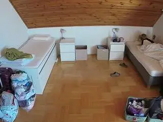 Camsoda Free Live Porn of voyeurcam-julmodels-greybed-3