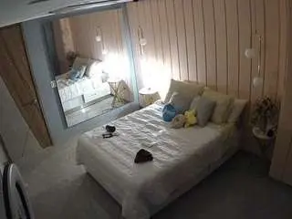 Camsoda Adult Video Chat of voyeurcam-casa-salsa-bedroom-2