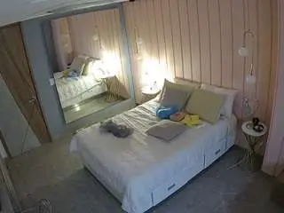 Camsoda Live Sex of voyeurcam-casa-salsa-bedroom-2
