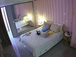 Camsoda Live Porn of voyeurcam-casa-salsa-bedroom-2