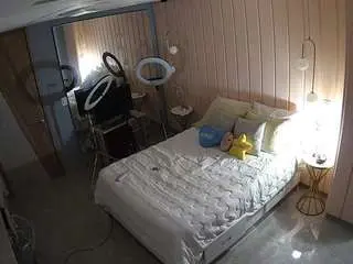 Camsoda Private Sex Chat of voyeurcam-casa-salsa-bedroom-2