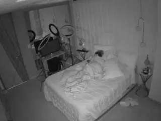 Camsoda Adult Webcams of voyeurcam-casa-salsa-bedroom-2