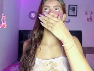 Camsoda Live Sex Cam of emmie-bunny