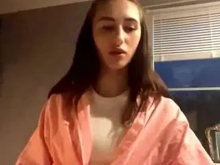 Camsoda Free Live Porn of joellenkimberly