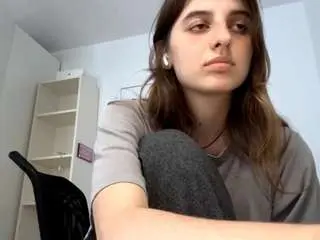 Camsoda Adult Webcams of theolakassis