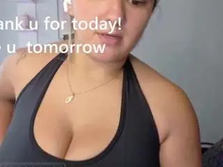 Camsoda Sex Cam of melaanyluckk
