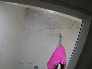 Camsoda Nude Webcam of voyeurcam-casa-salsa-bathroom-12