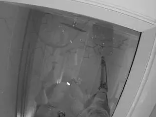 Camsoda Private Sex Chat of voyeurcam-casa-salsa-bathroom-12