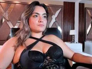 Camsoda Free Live Porn of isabellaa-joness