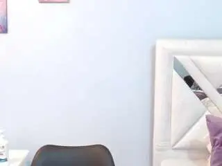 Camsoda Nude Webcam of kyliebenson