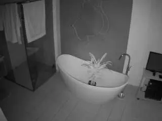 Camsoda Adult Video Chat of voyeurcam-casa-salsa-bathroom-5