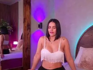 Camsoda Watch Live Sex Cams of renataa-black