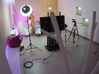 Camsoda Nude Webcam of voyeurcam-jb-room-1