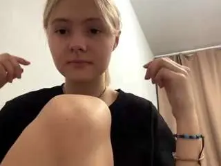 Camsoda Nude Webcam of zenamelodia