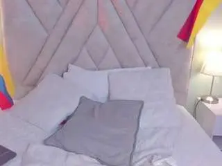 Camsoda Adult Video Chat of angelica-crosss