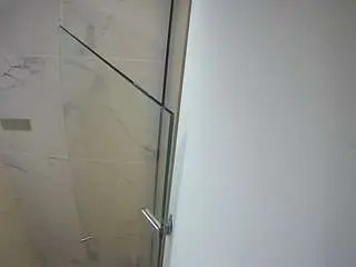 Camsoda Private Sex Chat of voyeurcam-casa-salsa-bathroom-7
