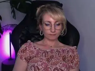 Camsoda Watch Live Sex Cams of cinderellamoon