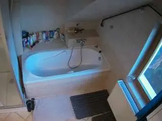Camsoda Live Porn of voyeurcam-julmodels-bath-2nd-1