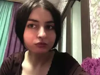 Camsoda Nude Webcam of yvonneberkovitz