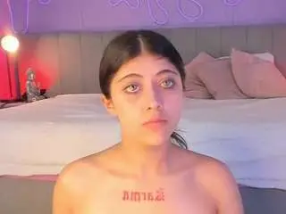 Camsoda Watch Live Sex Cams of corinne-benson