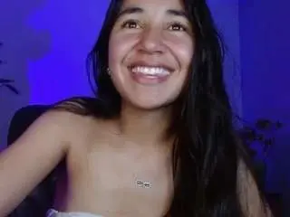 Camsoda Watch Live Sex Cams of sharick-diamond